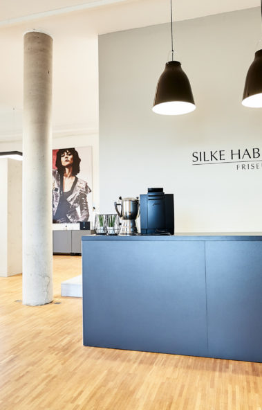 lange Friseur-Rezeption